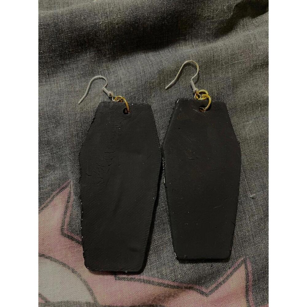 Spooky goth coffin Halloween fall fashion silver sterling krypt spook black
